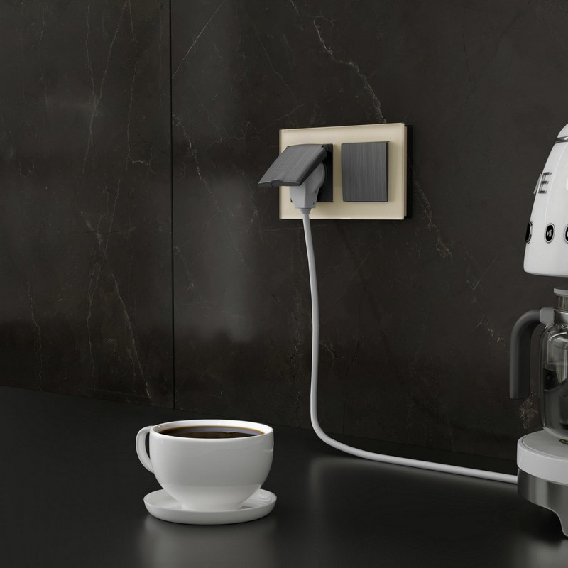 Рамки Werkel Favorit Рамка Werkel Favorit на 2 поста (молочный, стекло) W0021141