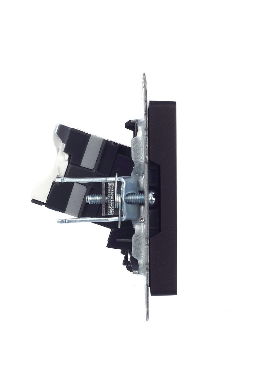 IEK Brite Черный Розетка IEK BRITE компьютерная RJ45 кат.5E РК10-БрЧ черный BR-K10-1-K02