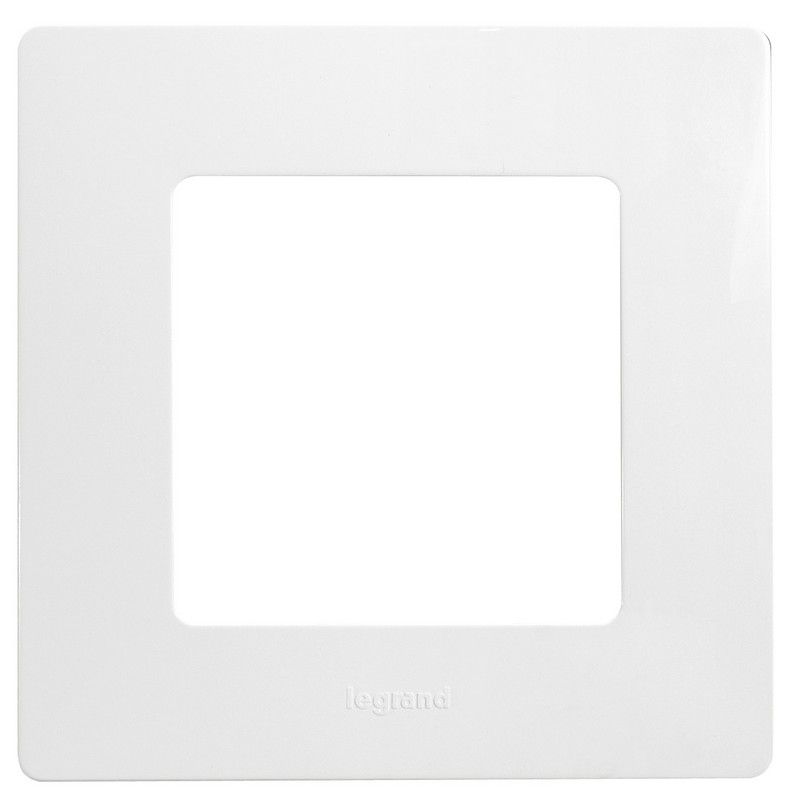 Legrand Etika Белый Рамка Legrand Etika белый 1-ая 672501