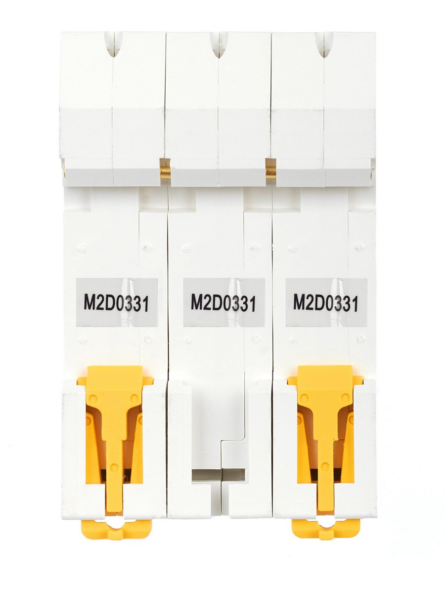 3 полюсные (трехполюсные) Автоматический выключатель IEK ARMAT M10N 3P D 3А AR-M10N-3-D003 