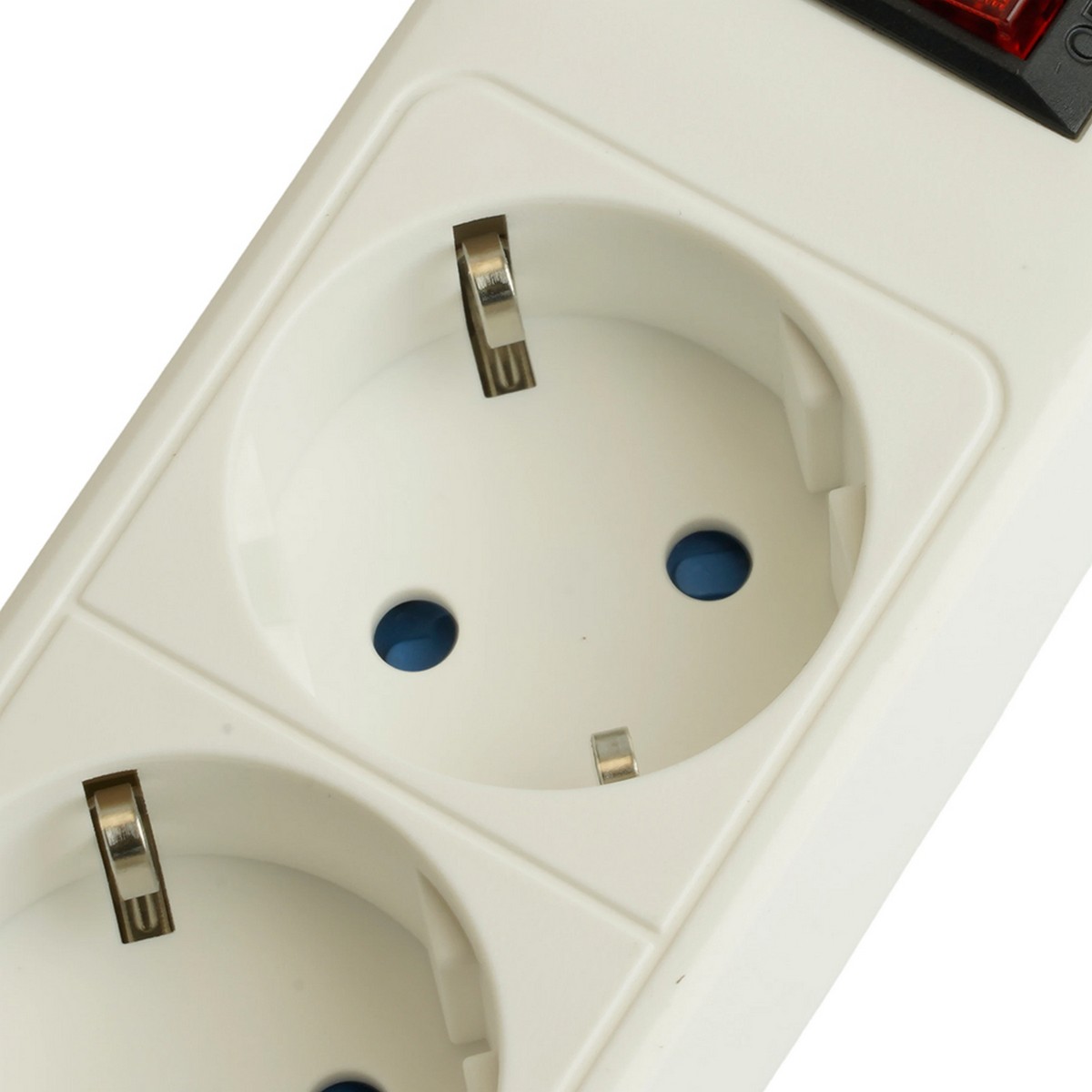 Колодки и удлинители, тройники Сетевой фильтр 4-местный с/з STEKKER HM20-41-02 3x1мм2 1 8 м серия Optima белый 50089 