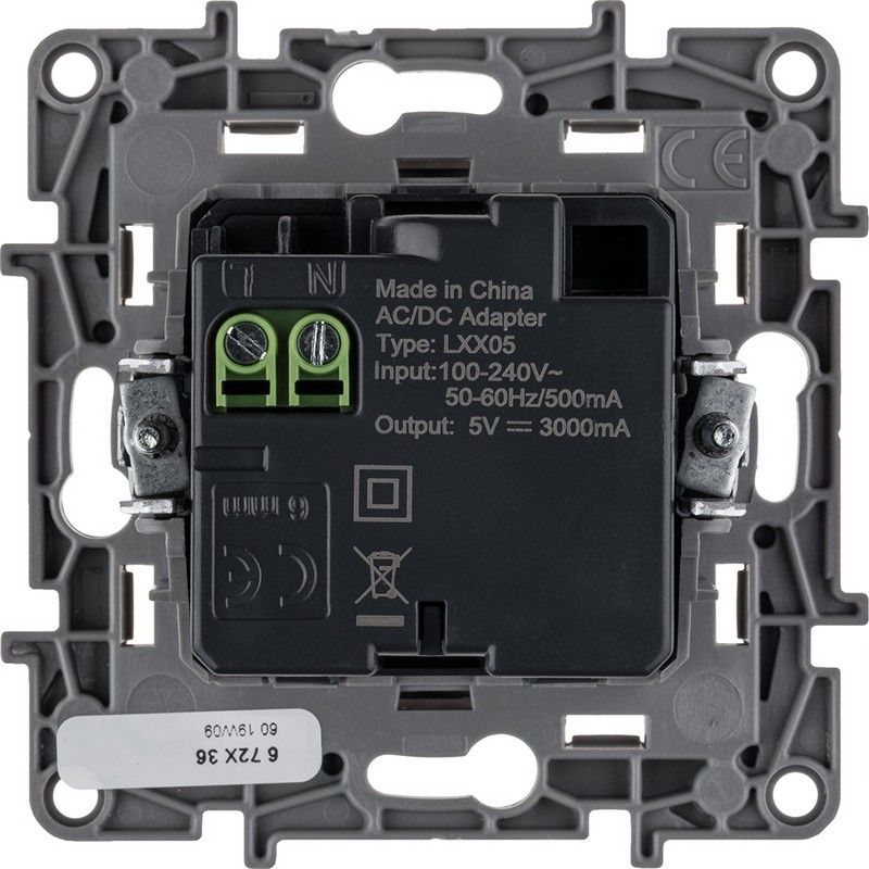 Legrand Etika Слоновая кость Розетка USB Legrand ETIKA Слоновая кость зарядка разъемы А-C 672336