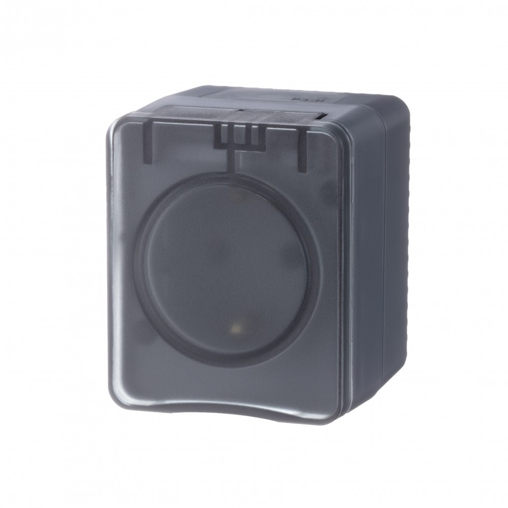 AtlasDesign Карбон Розетка Systeme Electric AtlasDesign Profi54 наружная Антрацит с/з со шторками 16А ATN544045