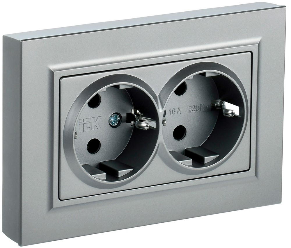 IEK Brite Алюминий Розетка IEK BRITE 2-ая с/з с шторками 16А в сборе РСш12-3-БрА алюминий BR-R24-16-K47-F