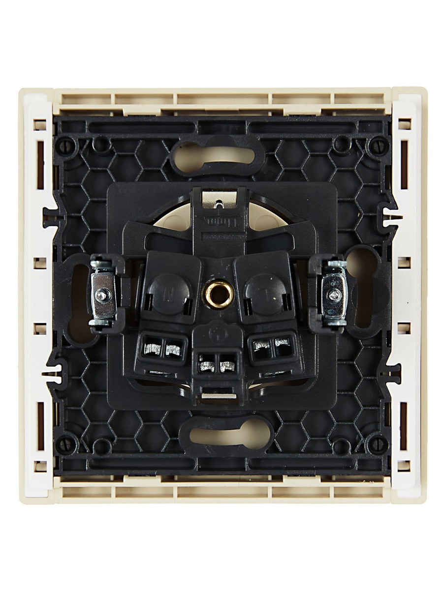 IEK FORTE&PIANO Ваниль Розетка IEK FORTE&PIANO Ваниль с/з винтовое крепление 16А FP416