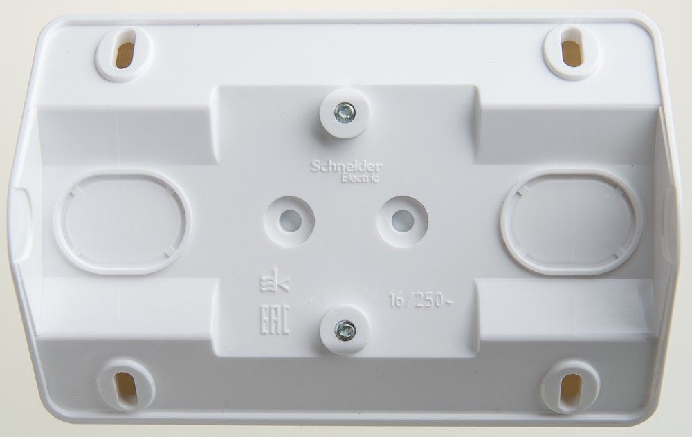 Этюд Белый Розетка 2-ая Systeme Electric Этюд наружный Белый угловая б/з без шторок 16А 250B PA16-105B