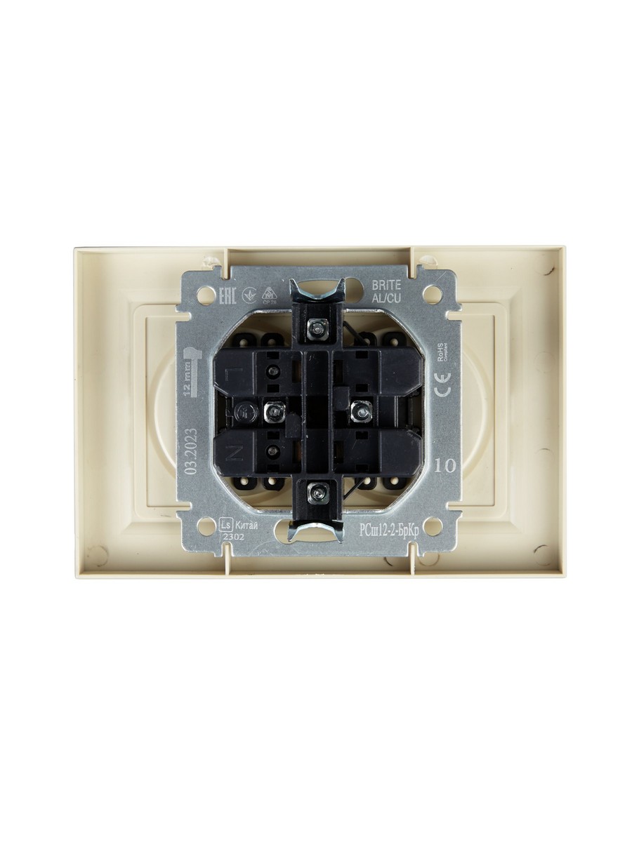 IEK Brite Бежевый Розетка IEK BRITE Бежевый 2-я без з/к с з/ш 10А в сборе РСш12-2-БрКр BR-R23-10-K10-F