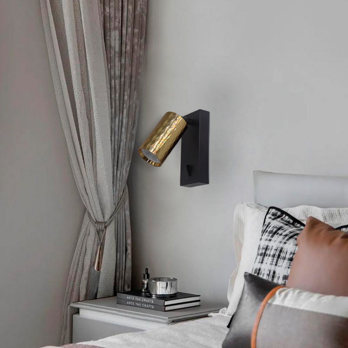 Светильники споты светодиодные Светильник спот Feron ML1880 PRISM GU10 золото и чёрный 48671 