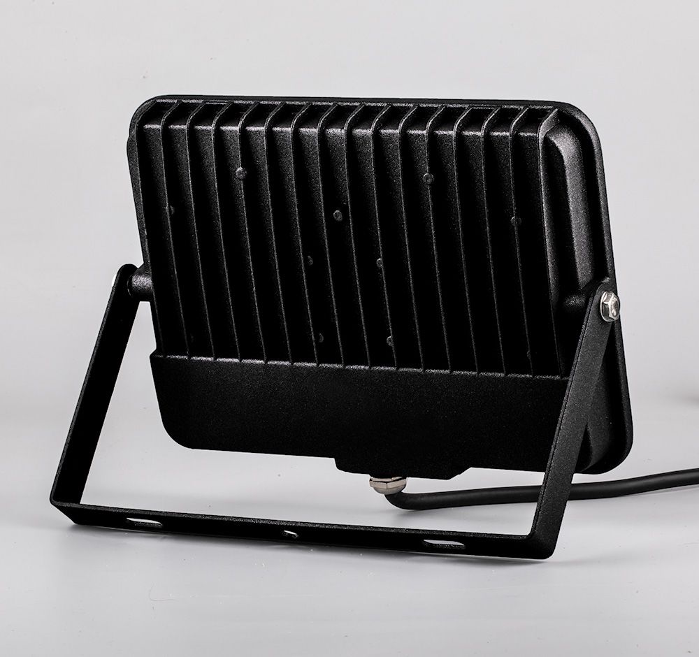 Прожекторы светодиодные Светодиодный прожектор Feron LL-611 IP65 20W RGB 29701 