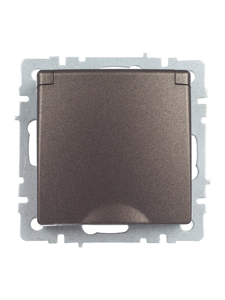 IEK Brite Бронза Розетка IEK BRITE с/з с шторками и крышкой 16А IP44 РСбш10-3-44-БрТБ темная бронза BR-R16-16-44-K45