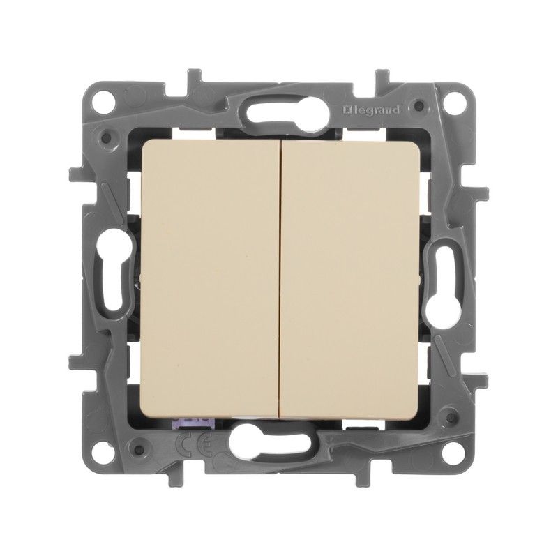Legrand Etika Слоновая кость Переключатель Legrand Etika слоновая кость 2-клавишный, 10А, авт. клем 672312