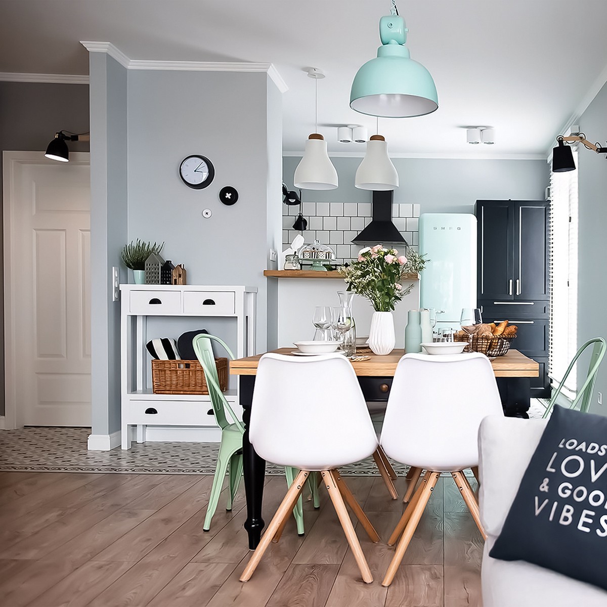 Катрин - Розетки и выключатели Stekker Переключатель STEKKER перекрестный 1-клавишный GLS10-7110-01 Катрин белый 49176