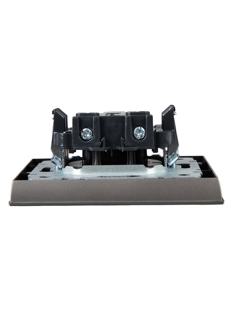 IEK Brite Сталь Розетка IEK BRITE Сталь без з/к/ш 10А в сборе РСР10-1-0-БрС BR-R10-10-K46-F