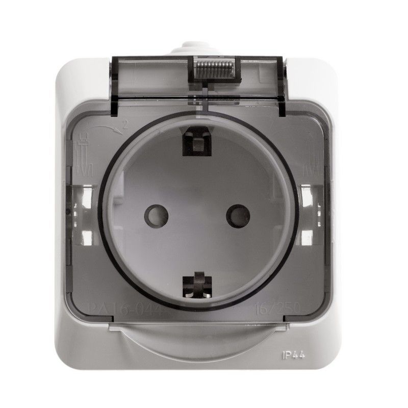 Этюд Белый Розетка 1-ая Systeme Electric Этюд наружный Белый с/з с крышкой, с защитными шторками IP44 PA16-044B