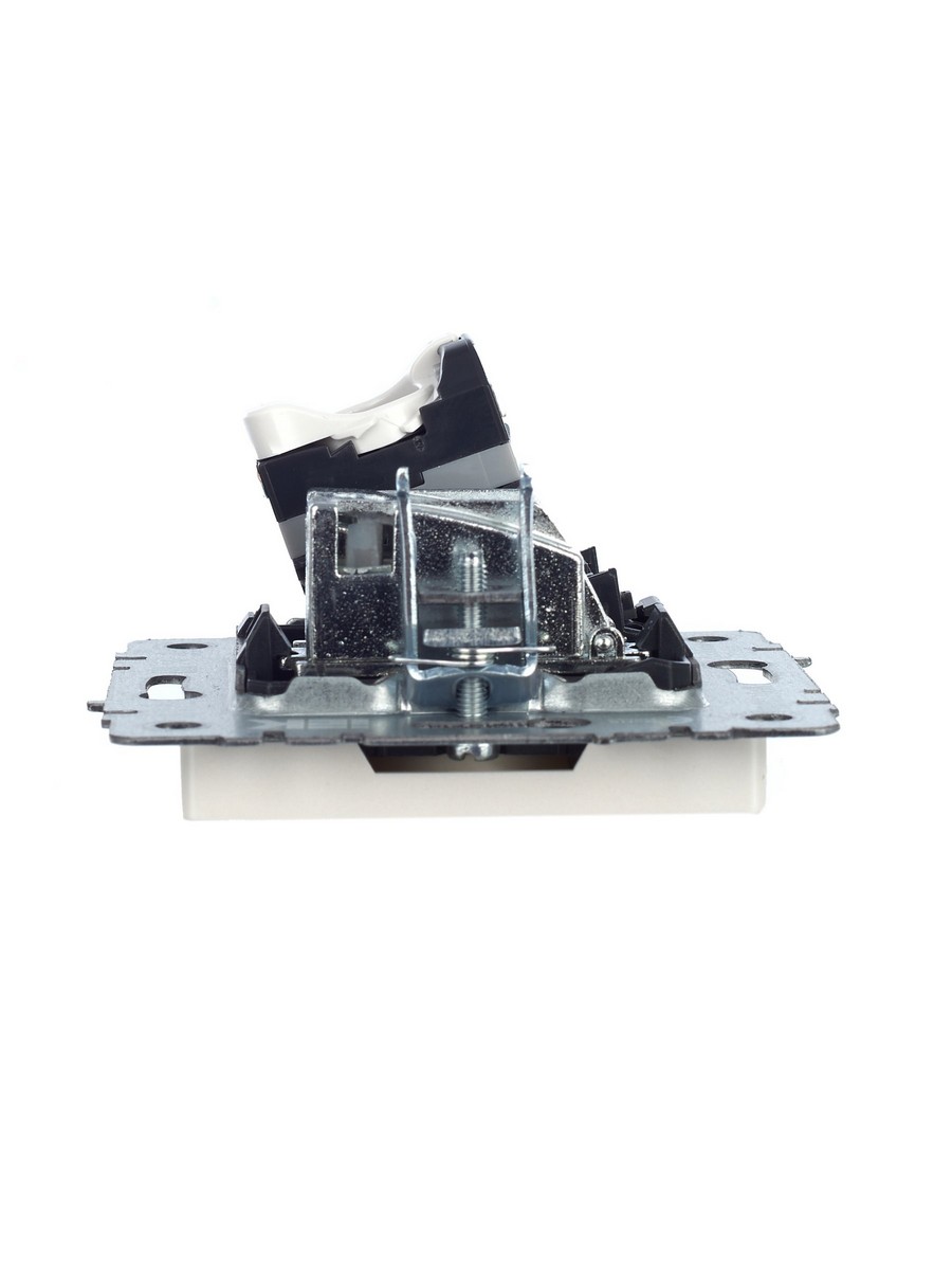 IEK Brite Жемчуг Розетка IEK BRITE двойная TV+RJ45 кат.5E РТВ/РК12-БрЖ жемчуг BR-AK20-1-K36