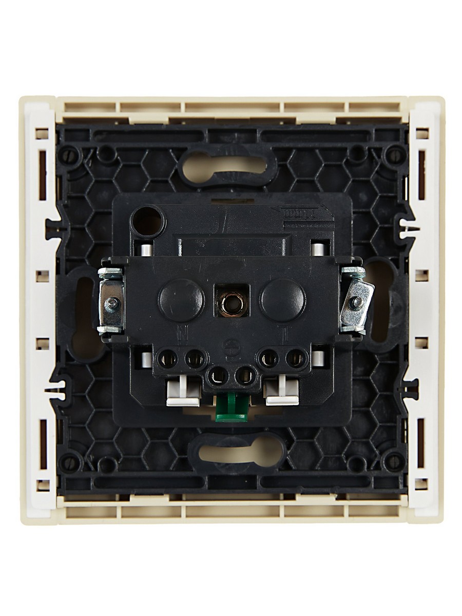 IEK FORTE&PIANO Ваниль Розетка IEK FORTE&PIANO Ваниль с/з безвинтовое крепление 16А FP414