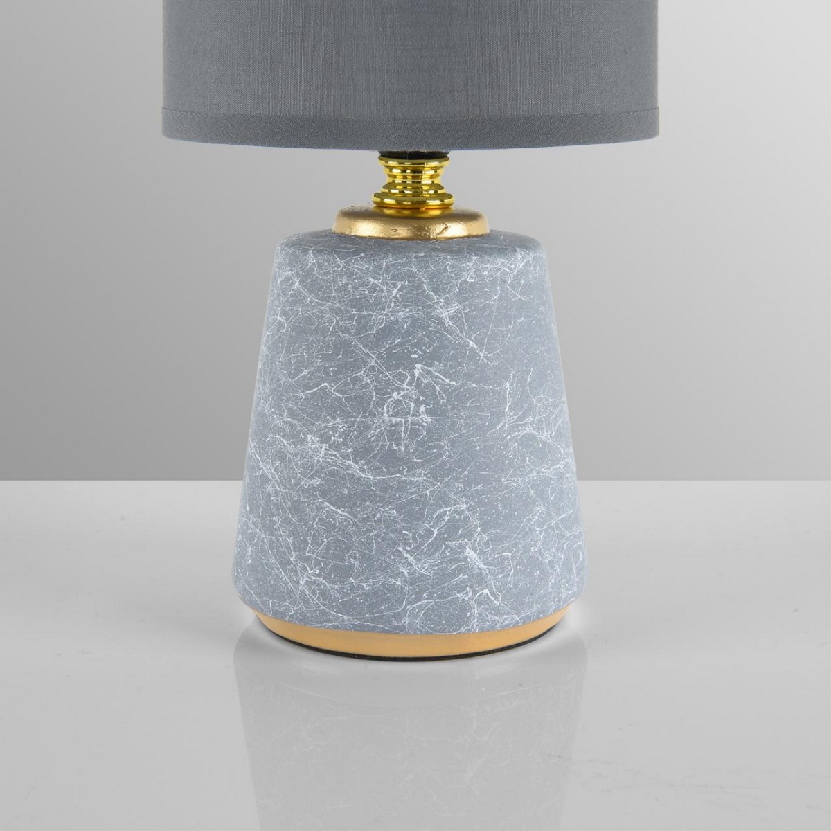 Настольные лампы Настольная лампа LUMION 8168/1T GIATA 