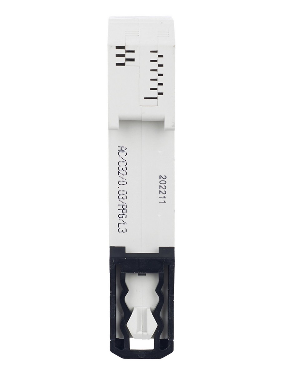 IEK Дифференциальный автоматический выключатель IEK KARAT АВДТ32МL С32 30мА KARAT MVD12-1-032-C-030 