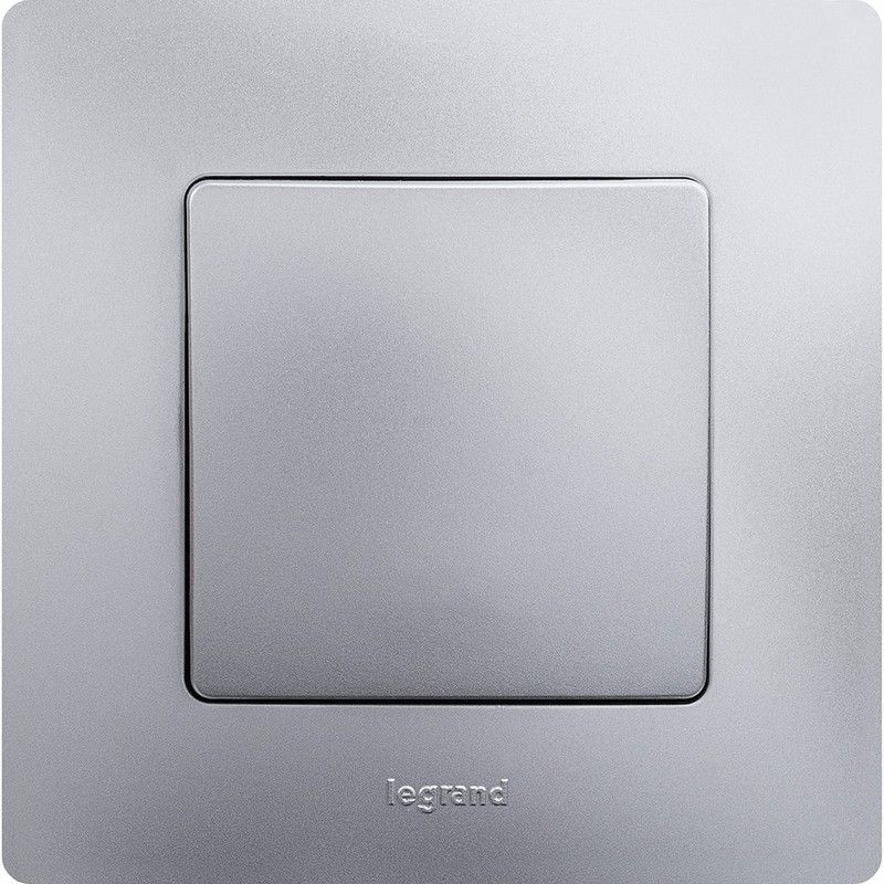 Legrand Etika Алюминий Выключатель Legrand Etika алюминий 1-клавишный, авт.клеммы, 10AX, 250 В 672401