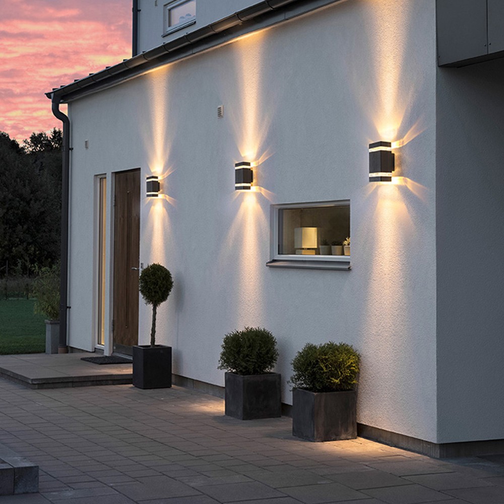 Уличные настенные светильники Светильник садово-парковый Feron DH0806 на стену вверх  E27 230V черный 41153 