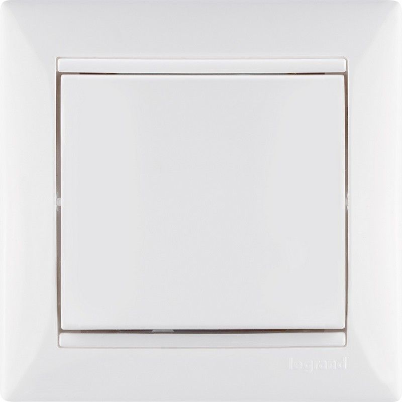 Legrand Valena Classic Белый Переключатель Legrand Valena белый 1-клавишный 774406