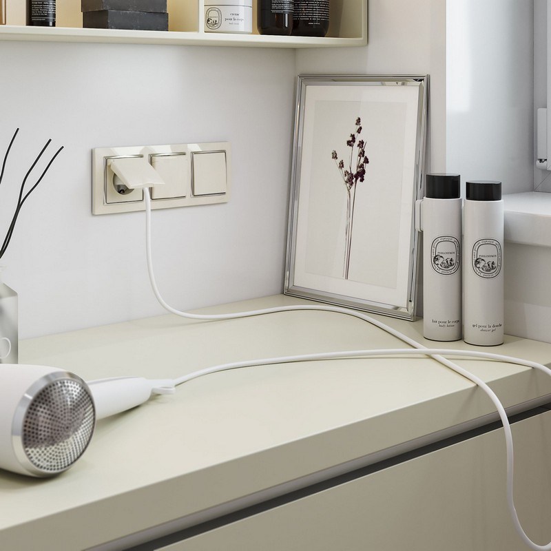 Рамки Werkel Snabb Рамка Werkel Snabb на 3 поста (слоновая кость/хром) W0031903