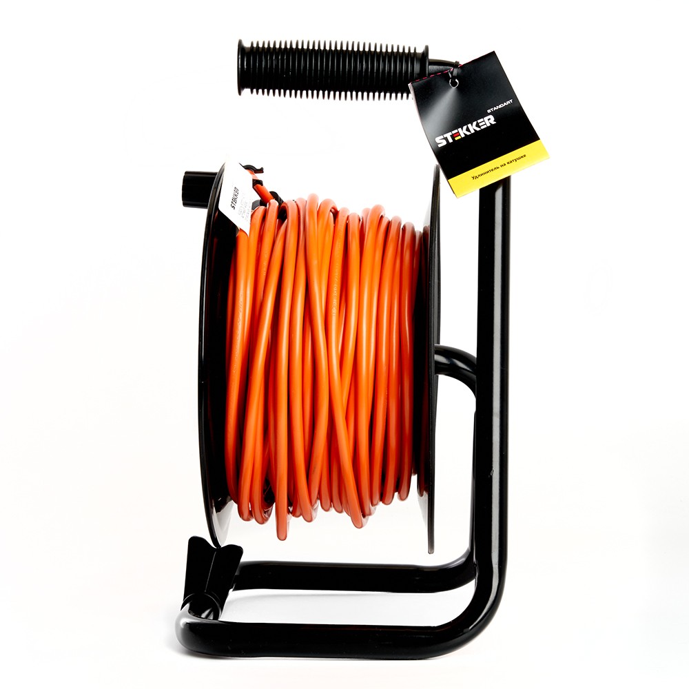 Колодки и удлинители, тройники Удлинитель на катушке Stekker STD01-40-30 Standart 4 гнезда с/з ПВСбм 3*1 оранжевый 16А IP40 30м 49390 