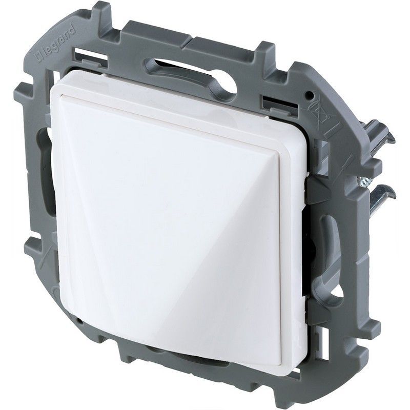 Legrand Inspiria Белый Вывод кабеля Legrand INSPIRIA Белый с зажимом для крепления 673890