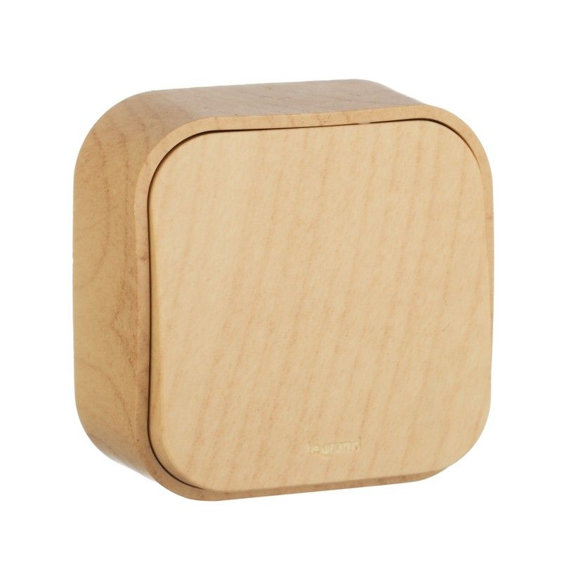 Накладные Розетки и выключатели Legrand Quteo Дерево Выключатель Legrand Quteo 10A 1-клавишный дерево  782260