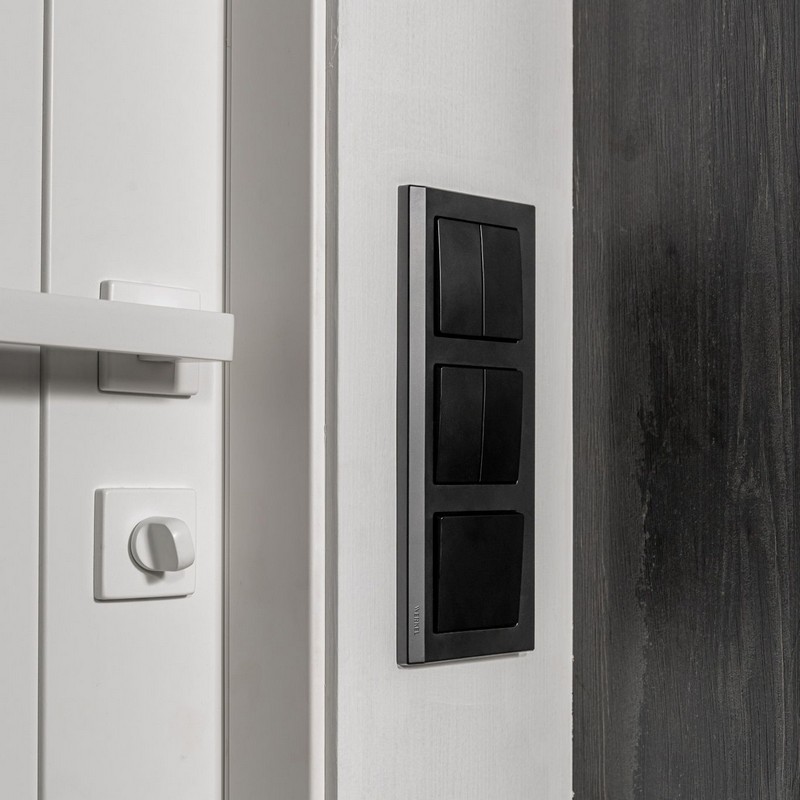 Рамки Werkel Stark Рамка Werkel Stark на 3 поста (черный) W0031808