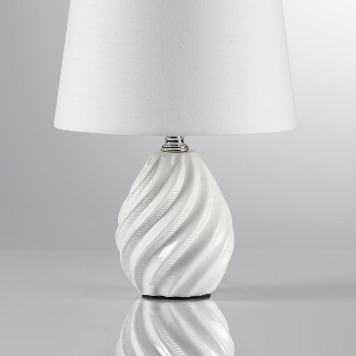 Настольные лампы Настольная лампа LUMION 8143/1T KEILA 