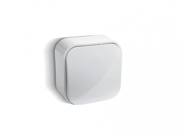 Накладные Розетки и выключатели Legrand Quteo Белый Переключатель Legrand Quteo 10A 1-клавишный проходной белый  782204