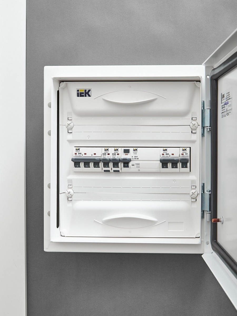 IEK АВДТ Дифф. Автомат IEK ARMAT B06S 1P+NP C32 30мА тип A (18мм) AR-B06S-1N-C32A030 