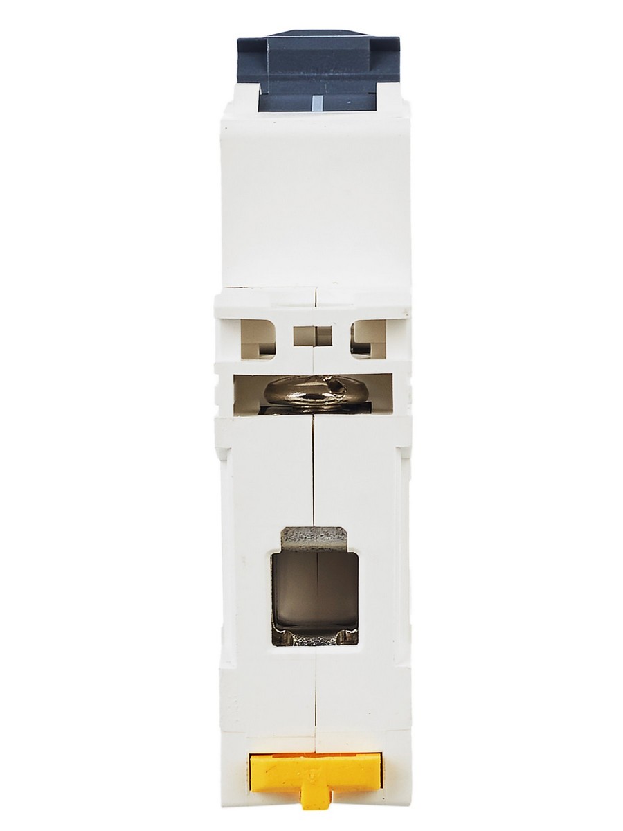 1 полюсные (однополюсные) Автоматический выключатель IEK ARMAT M06N 1P C 32А AR-M06N-1-C032 