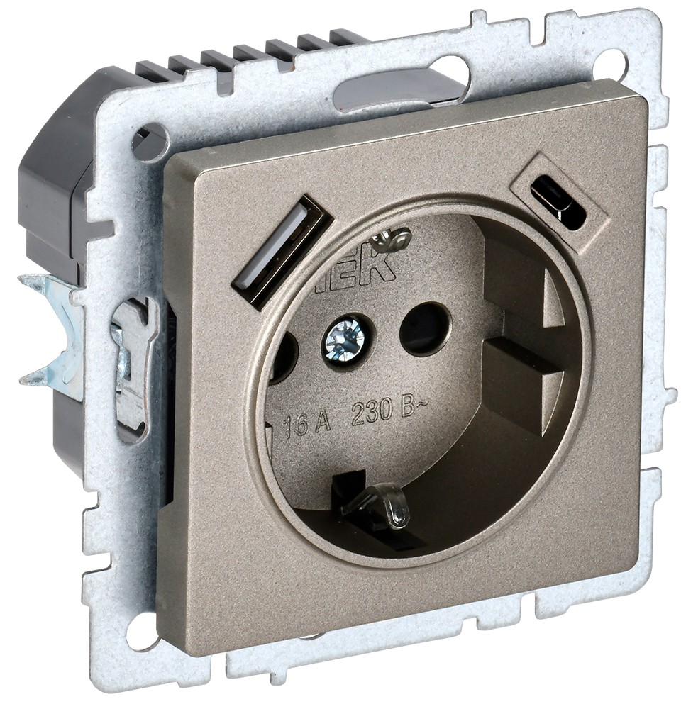 IEK Brite Шампань Розетка IEK BRITE с с/з и шторками 16А с USB A+C 18Вт РЮш11-1-БрШ шампань BR-R14-16-U22-018-K37