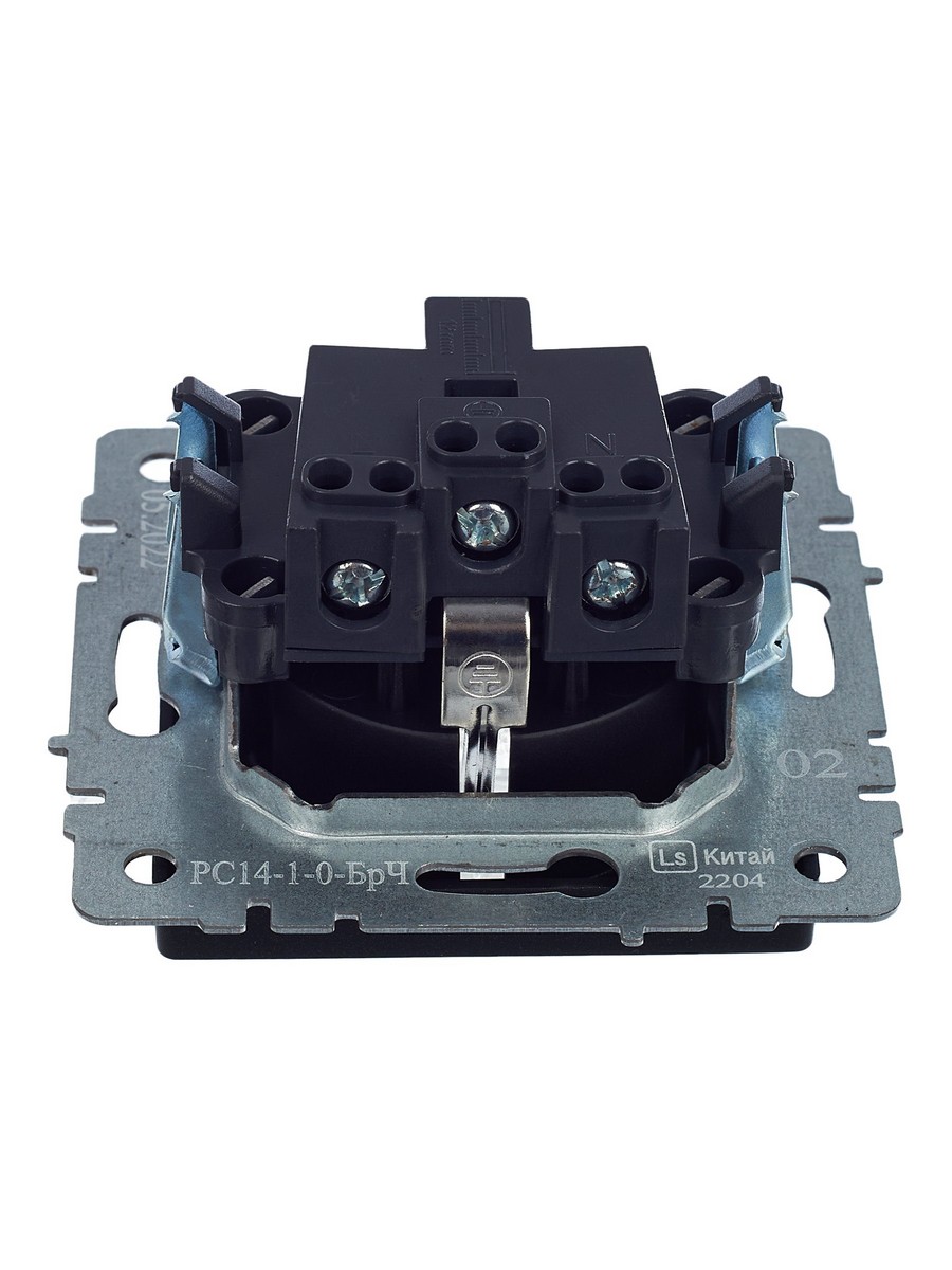 IEK Brite Черный Розетка IEK BRITE с/з с шторками 16А РС14-1-0-БрЧ черный BR-R14-16-K02