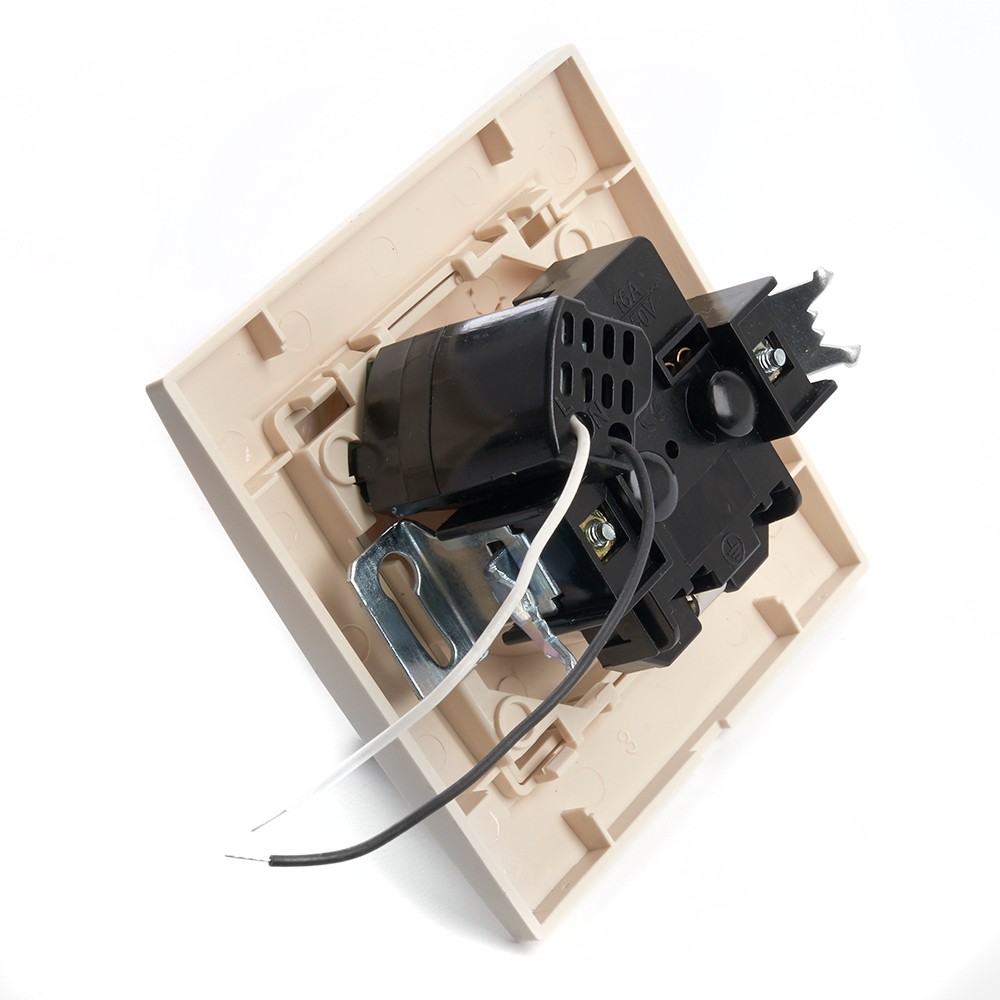 Эрна - Розетки и выключатели Stekker Розетка 1-местная с/з STEKKER PST16-9011-02 16А с защ. шторкой и с USB Эрна слоновая кость с ра39237