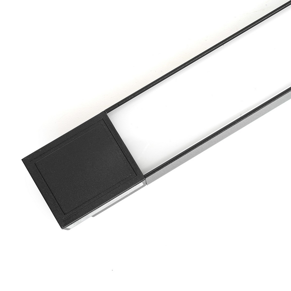 Трековые светодиодные светильники Светодиодный светильник Feron AL132 трековый однофазный 30W 2700K 120 гр. черный MattLine 51014 