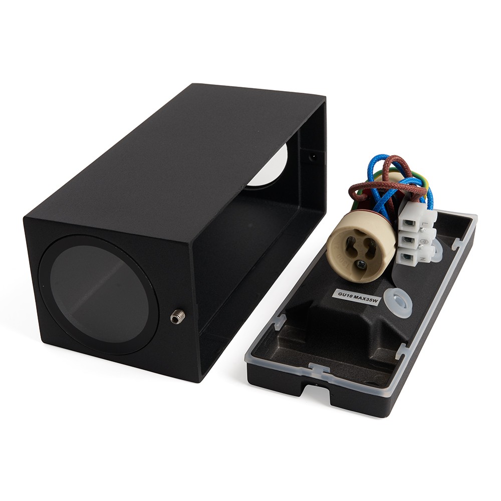 Уличные настенные светильники Светильник садово-парковый Feron DH051 на стену 2*GU10 230V черный 48330 