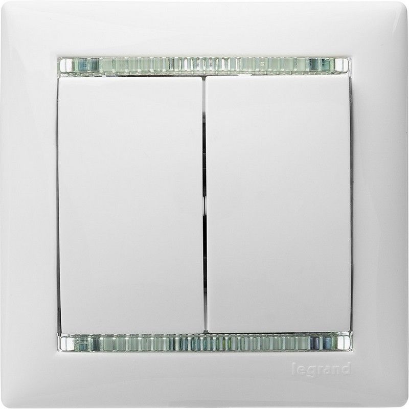 Legrand Valena Classic Белый Выключатель Legrand Valena белый 2-х клавишный 774405