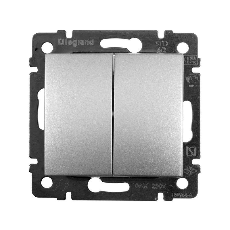 Legrand Valena Classic Алюминий Переключатель Legrand Valena Алюминий 2-х клавишный 770108
