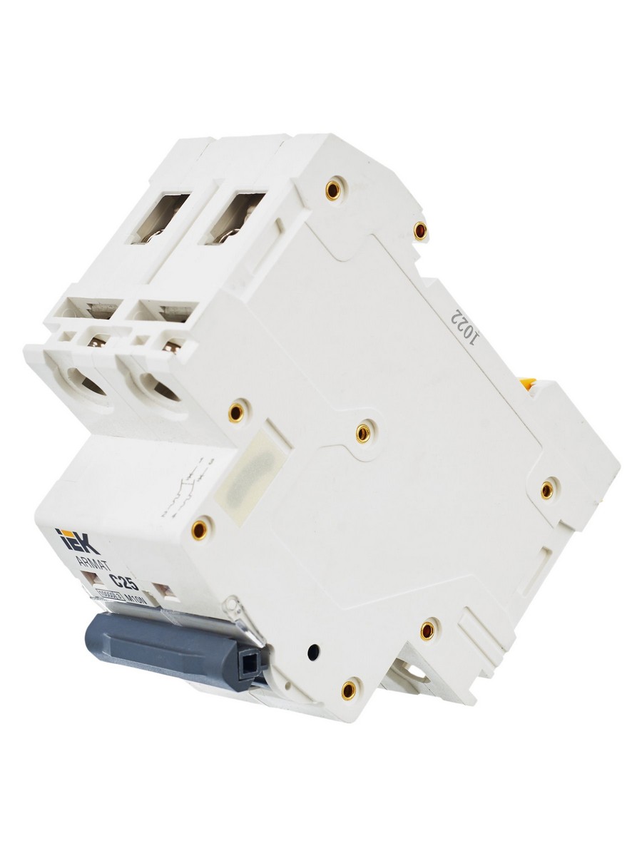 2 полюсные (двухполюсные) Автоматический выключатель IEK ARMAT M10N 2P C 25А AR-M10N-2-C025 