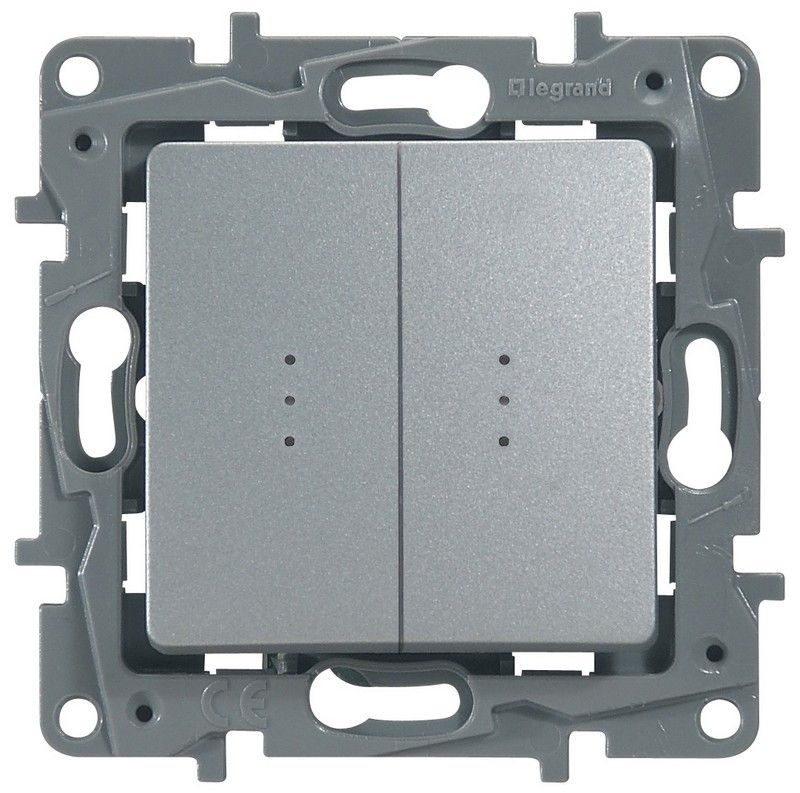 Legrand Etika Алюминий Переключатель Legrand Etika алюминий 2-клавишный с подсветкой, 10А, авт. клем 672416