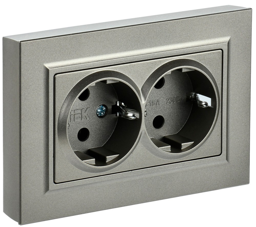 IEK Brite Шампань Розетка IEK BRITE 2-ая с/з без шторок 16А в сборе РС12-3-БрШ шампань BR-R21-16-K37-F