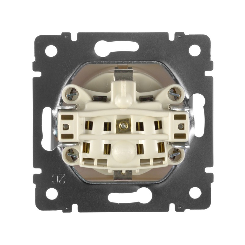 Розетка Legrand Valena Крем 1-ая с/з с крышкой 774322