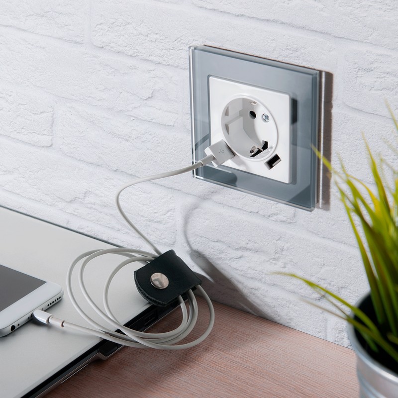 Рамки Werkel Favorit Рамка Werkel Favorit на 1 пост (серый,стекло) W0011115