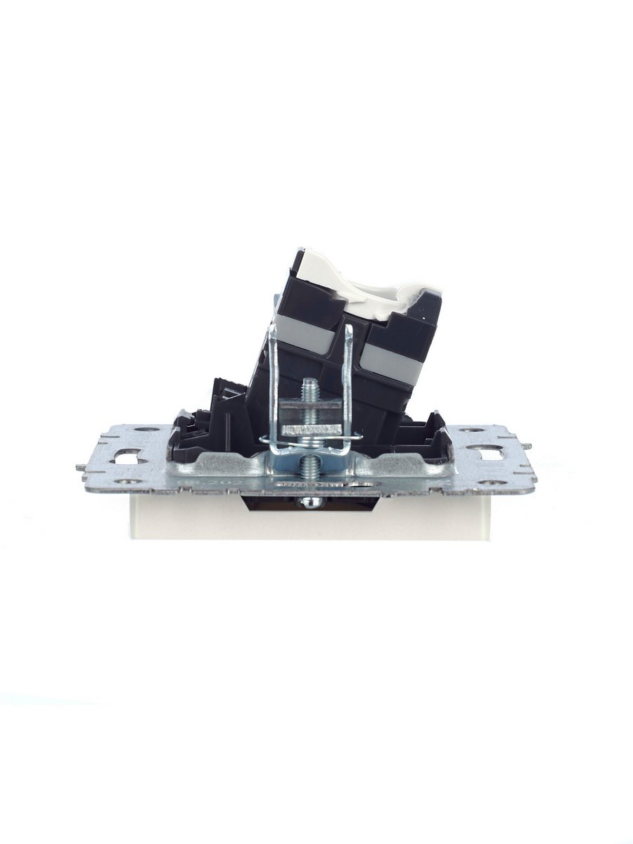 IEK Brite Жемчуг Розетка IEK BRITE компьютерная двойная кат.5E RJ45 РК10-2-БрЖ жемчуг BR-K20-1-K36