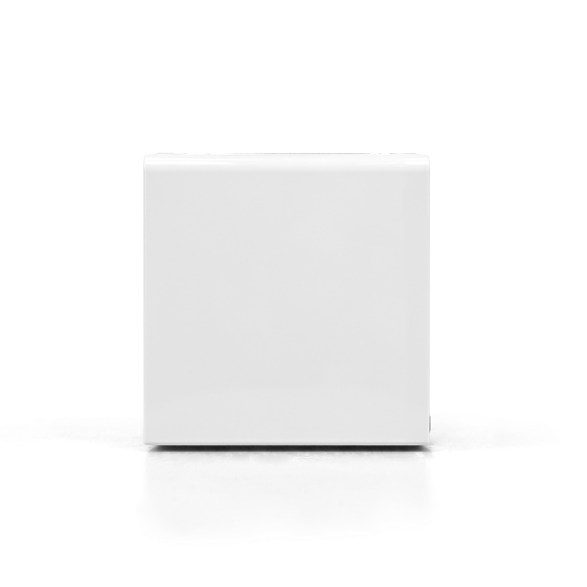 ArtGallery Белый Розетка SE ArtGallery Белый с заземл. со шторк. с крышк., 16А, IP20 быстрозажим. клем. GAL000146S