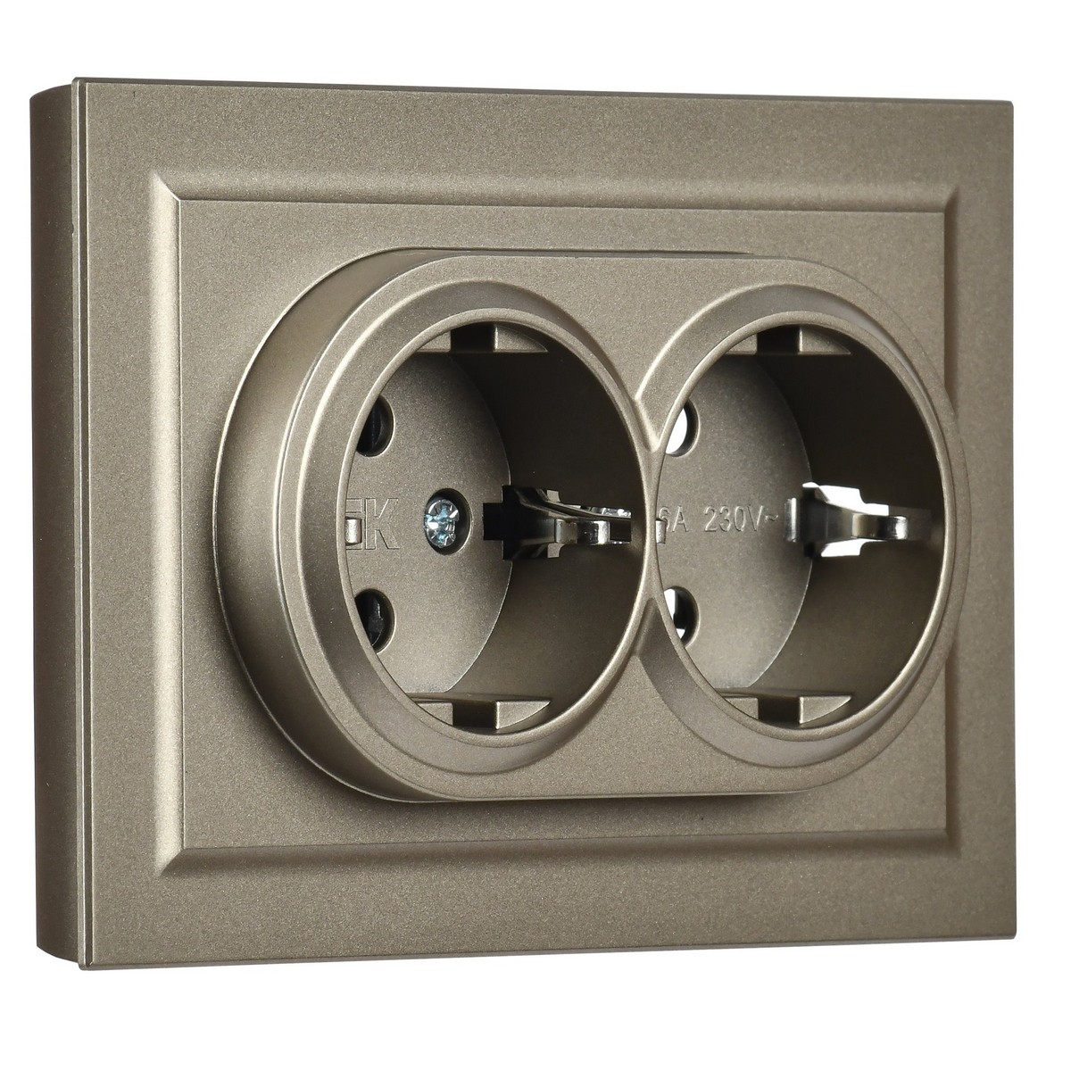 IEK Brite Шампань Розетка IEK BRITE 2-ая с/з без шторок 16А в сборе РС12-3-БрШ шампань BR-R21-16-K37-F