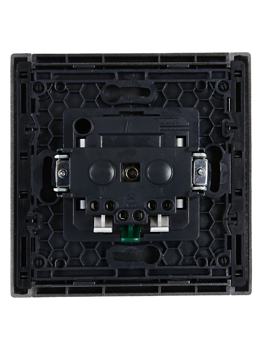 IEK FORTE&PIANO Сталь Розетка IEK FORTE&PIANO Сталь с/з безвинтовое крепление 16А FP514